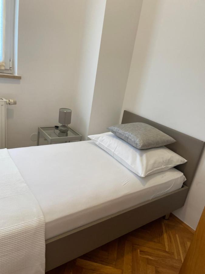 Apartments Vip Split Eksteriør bilde